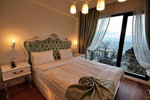 Hostal Bab-i Zer Hotel