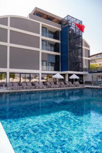 Side Square Hotel