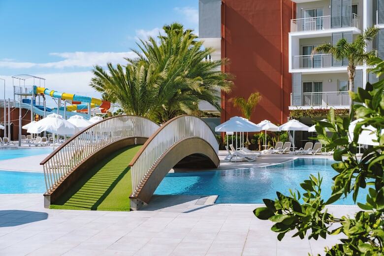 Hotel Barut Sunwing Side Beach