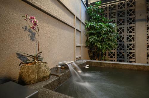 Yunoyado Onsen Hot Spring Hotel Deyang