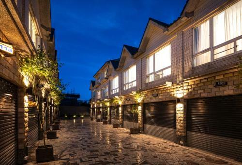 Yilan East Motel