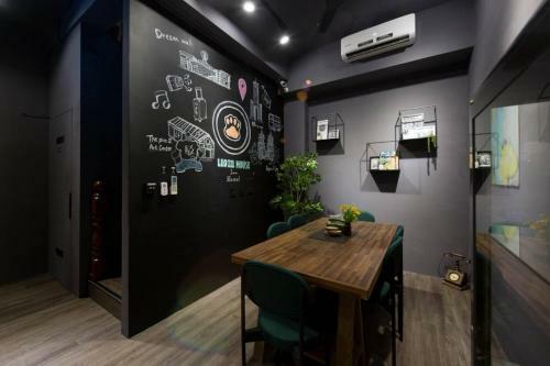 Hostal Leo111/yan Cheng Pier 2