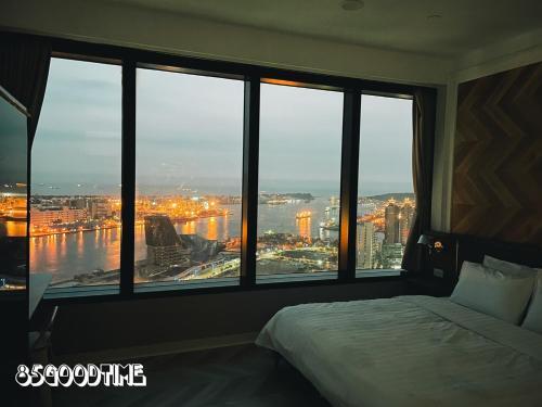 Hostal 85??-??85??
