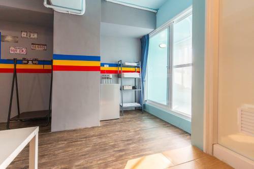 Albergue I Hi Hotel