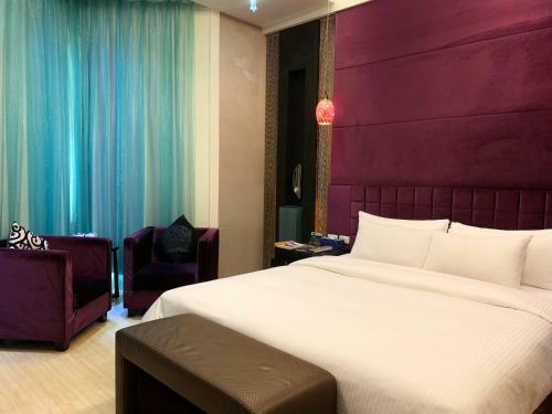 Go Shine Motel