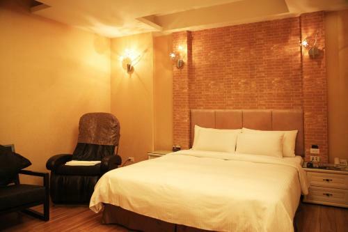 Go Shine Motel