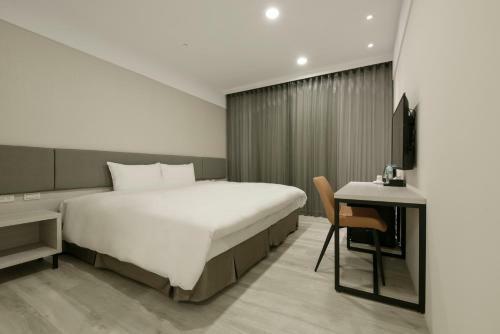Fengjia Jinrui Hotel