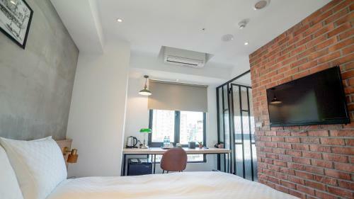 City Center Hotel
