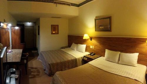 Hotel ????????