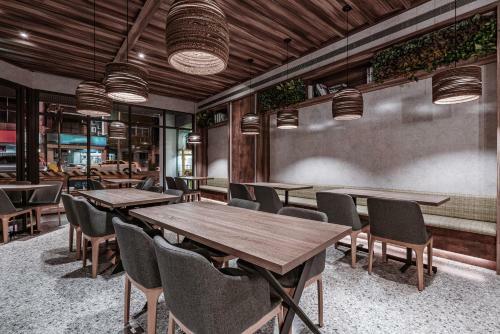 Somer Hotel