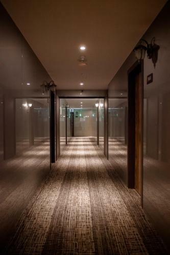 T.o. Hotel - Taipei Station
