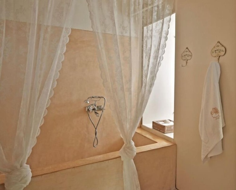 Hotel Aigis Suites