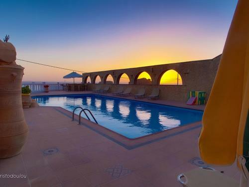 Aparthotel Hotel Finiki View