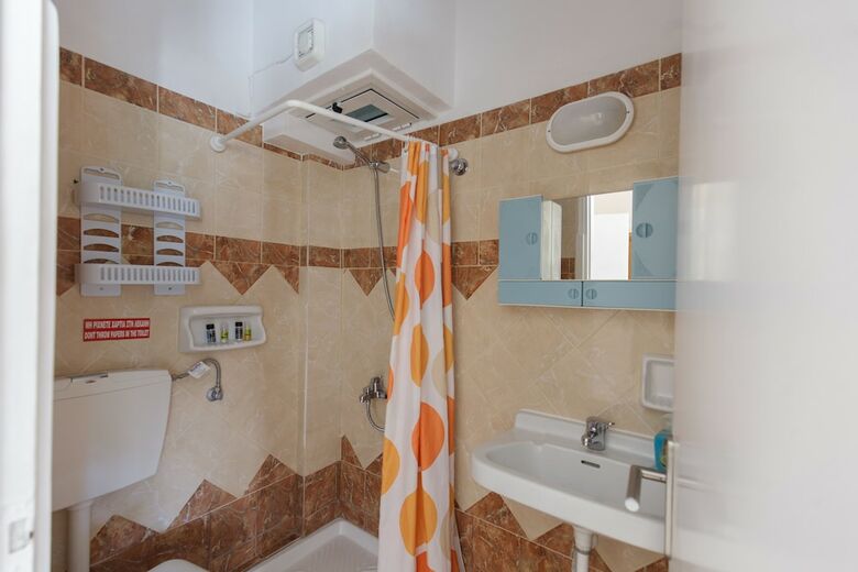 Hostal Pansion Akrogiali