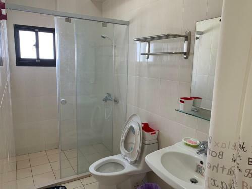 Random Nest Homestay