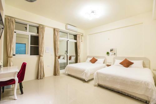 Square B&B