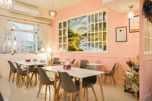 Square B&B