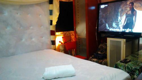 Back Packer Guest Home