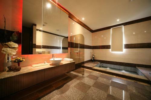 Motel Hua Mu Lan Hotel