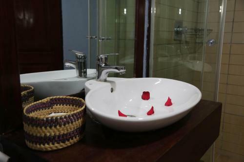 Bed & Breakfast Malkia Trees Lodge