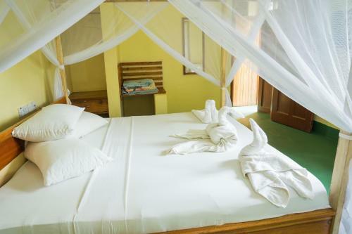 New Siesta Hotel