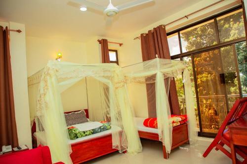 Kilimanjaro White House Hotel