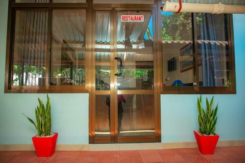 Kilimanjaro White House Hotel
