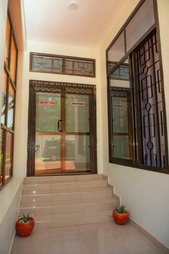 Kilimanjaro White House Hotel