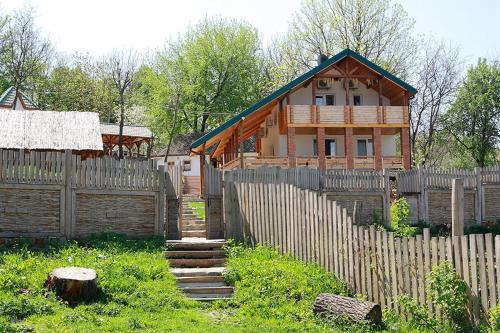 Agroturismo Rodovoe Gnezdo Garmaki