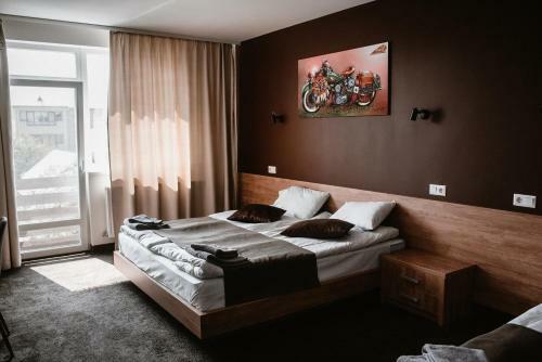 Hotel Clubhouse