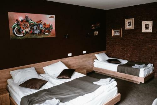Hotel Clubhouse