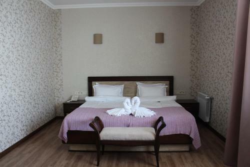 Hotel ????????