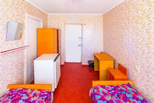 Ekonom Hotel