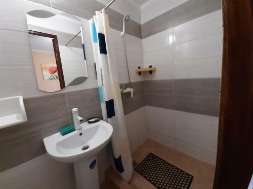 Hostal ???????? ??? ?harivna9