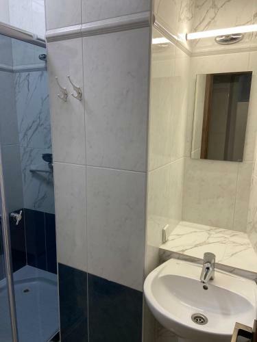 Albergue My Home Nivki City Hotel
