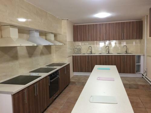 Albergue My Home Nivki City Hotel