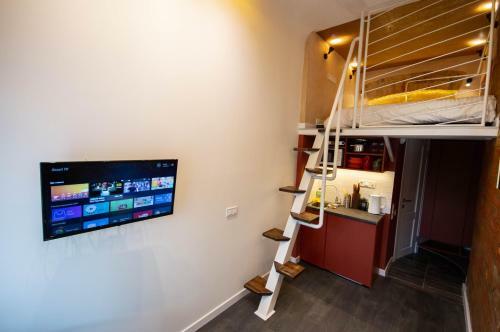 Kyiv Art Apartment