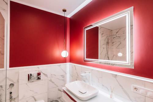 Royal Tower Vip Smart Apartments 4