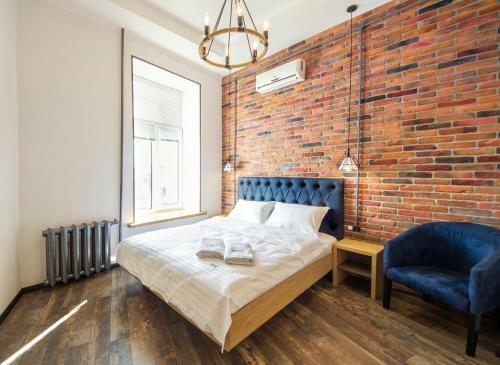 Loft Design Apartments Near Maidan