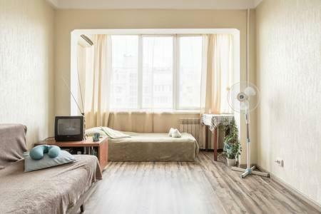 Comfortable Apartment On The River Bank