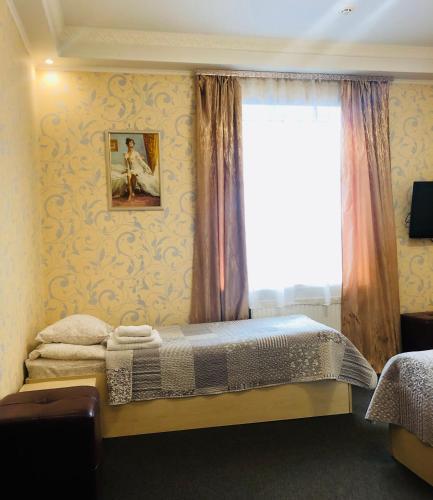 Hotel ?2