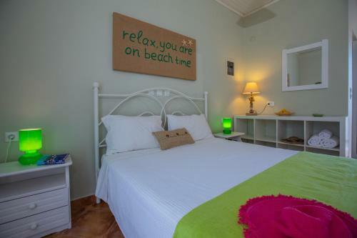 Hostal Sea View Studios