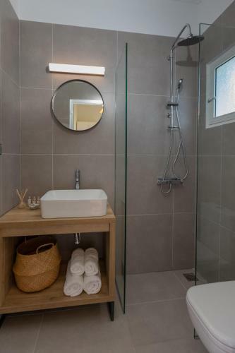 Hostal Sea View Studios