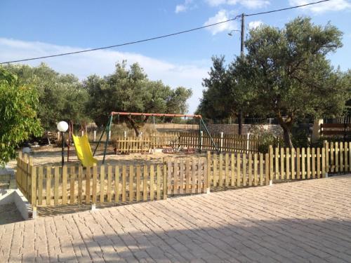 Iris Apartments