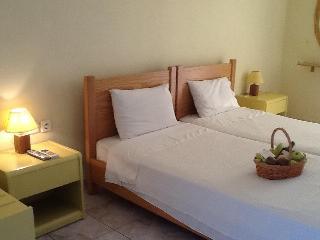Aristi Studio Apartments