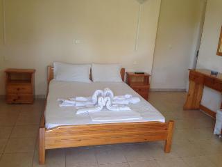 Aristi Studio Apartments