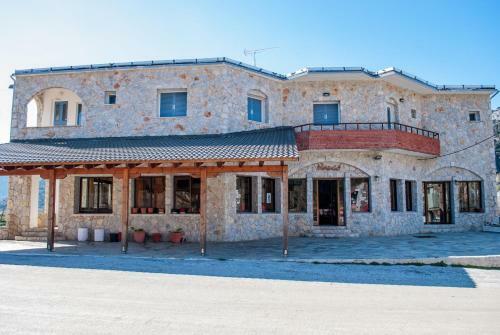 Hostal Hotel Gigilos Omalos