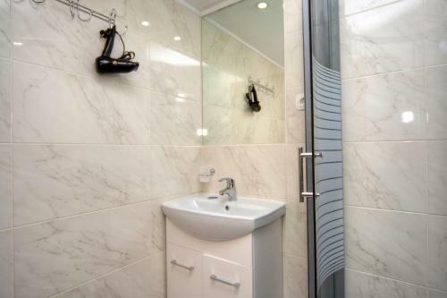 Hotel Grand Apartments