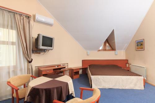Hotel Zhayvir