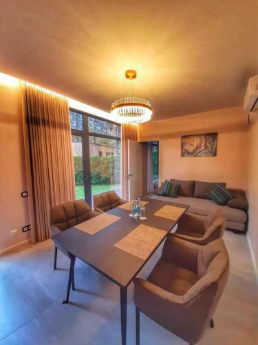 Onovo Dendra Hotel
